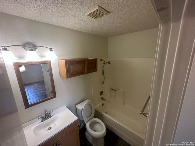 7218 Brandyridge, San Antonio, TX 78250