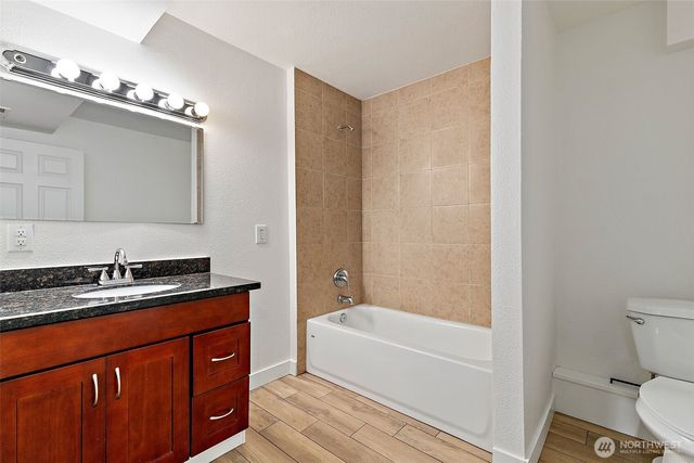 711 Galloway Street, Steilacoom, WA 98388