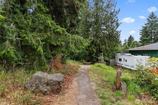 711 Galloway Street, Steilacoom, WA 98388