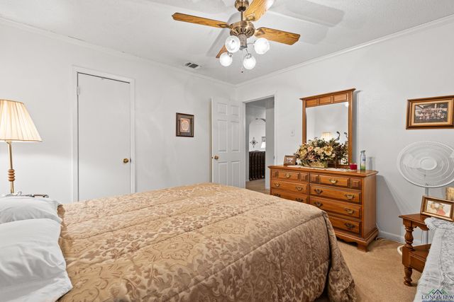 2605 REDBUD ST., Kilgore, TX 75662
