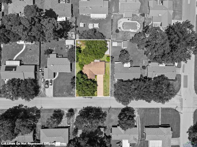 2605 REDBUD ST., Kilgore, TX 75662