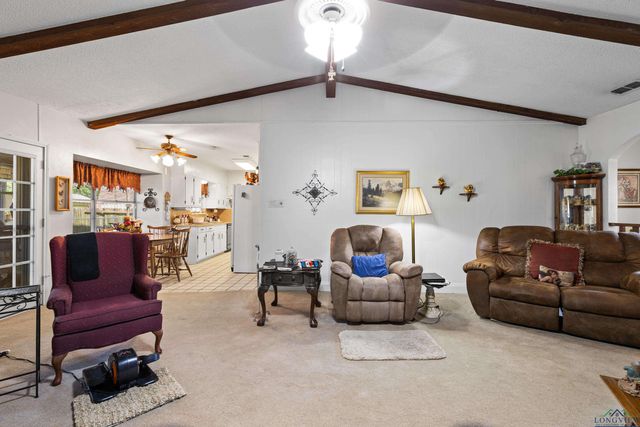 2605 REDBUD ST., Kilgore, TX 75662