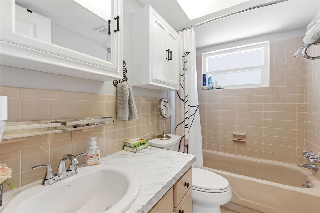 Image 33 of property listing at 5115 CHET DRIVE, New Port Richey, FL 34652
