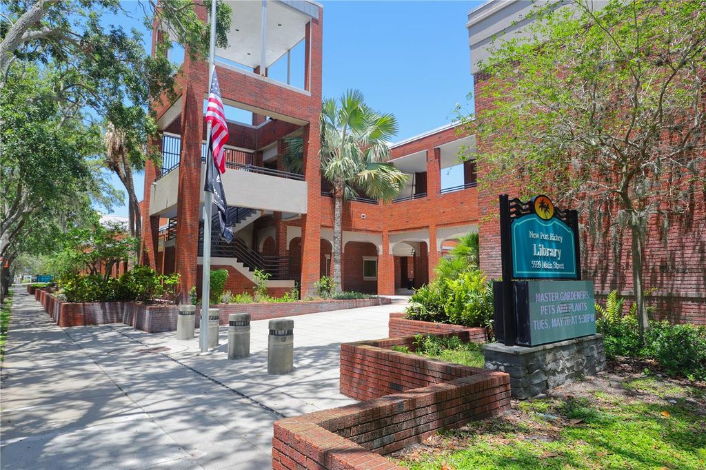 Image 68 of property listing at 5115 CHET DRIVE, New Port Richey, FL 34652