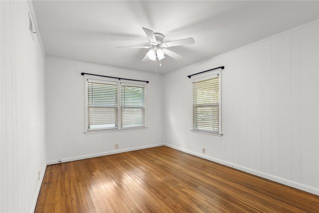1015 W Sycamore Street, Sherman, TX 75092