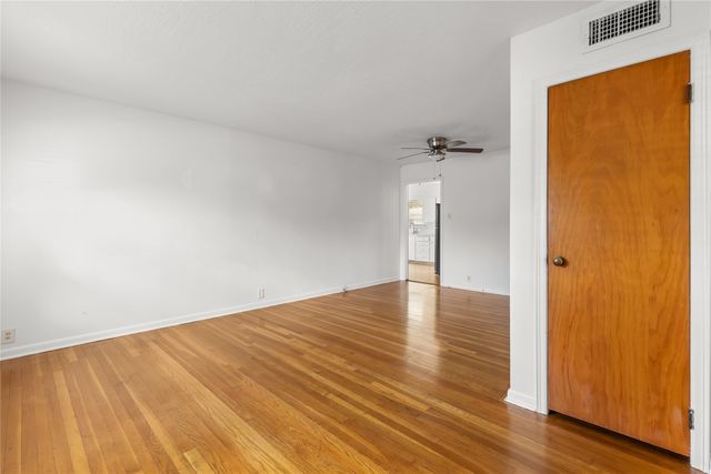1015 W Sycamore Street, Sherman, TX 75092