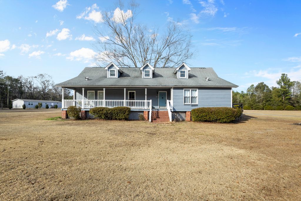 3039 Wolfe Creek Road, Walterboro, SC 29488