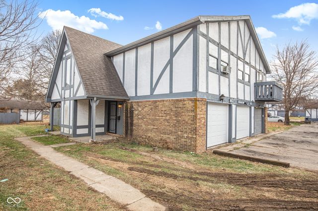 9792 Kingscross Court, Indianapolis, IN 46235