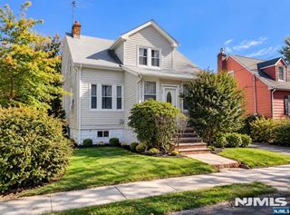 56 Princeton Street, Maplewood, NJ 07040