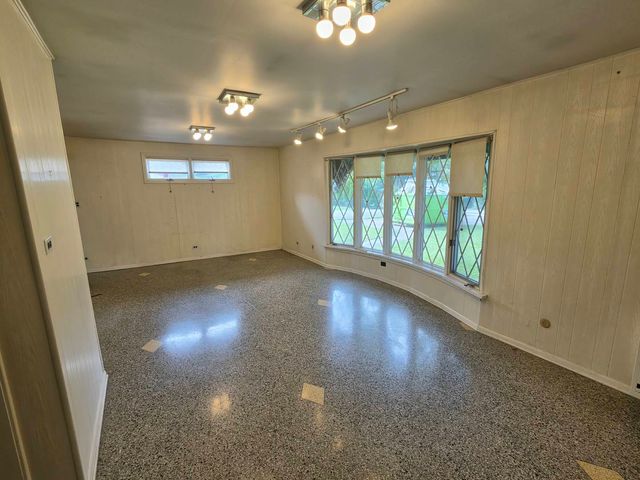 8634 Drake Avenue, Skokie, IL 60076