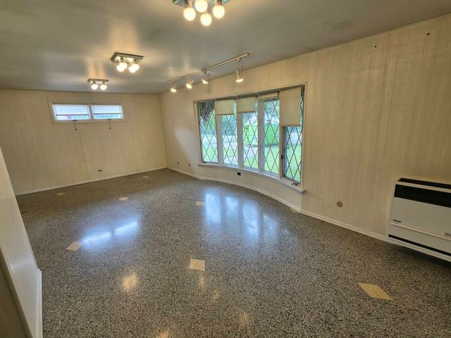 8634 Drake Avenue, Skokie, IL 60076