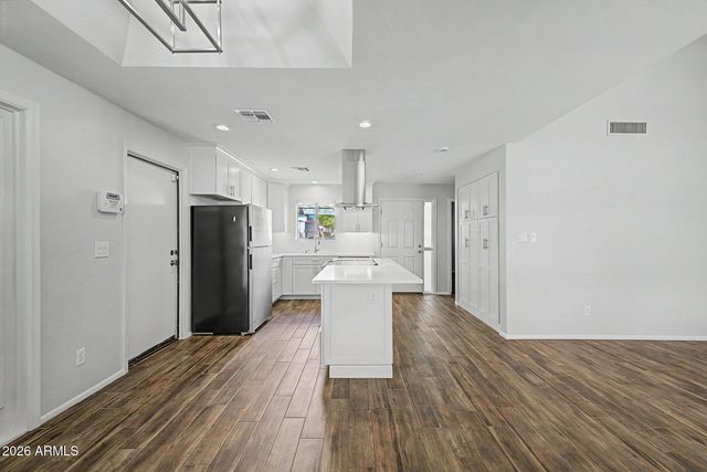 4209 E FRIESS Drive, Phoenix, AZ 85032