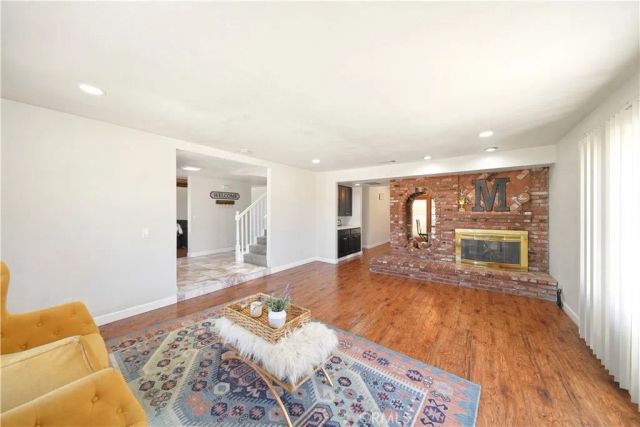 18380 Lakeview Drive, Victorville, CA 92395