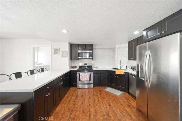 18380 Lakeview Drive, Victorville, CA 92395