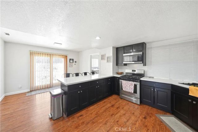 18380 Lakeview Drive, Victorville, CA 92395