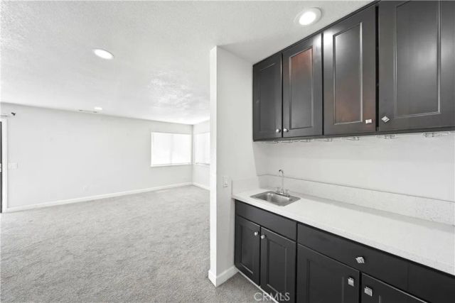 18380 Lakeview Drive, Victorville, CA 92395