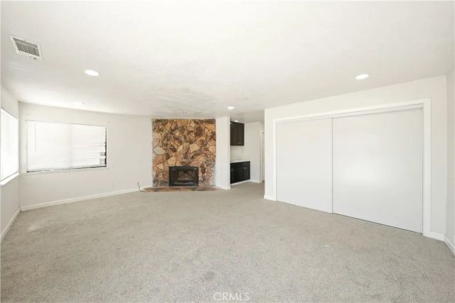 18380 Lakeview Drive, Victorville, CA 92395