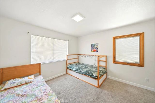 18380 Lakeview Drive, Victorville, CA 92395