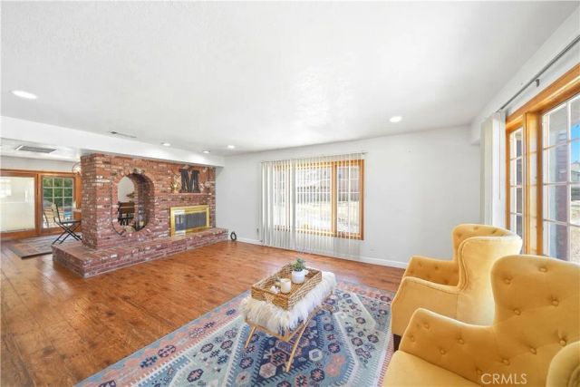 18380 Lakeview Drive, Victorville, CA 92395