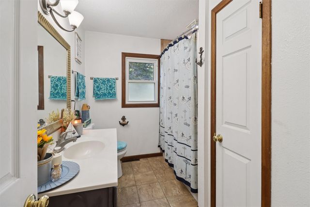 506 W Lincoln Avenue, Indianola, IA 50125