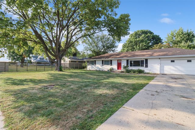 506 W Lincoln Avenue, Indianola, IA 50125