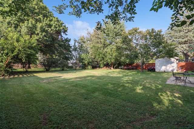 506 W Lincoln Avenue, Indianola, IA 50125