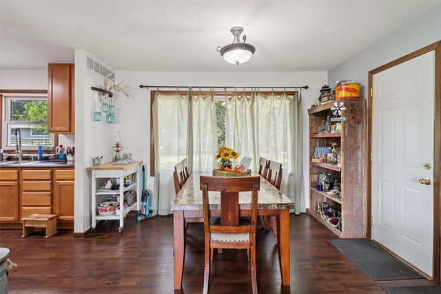 506 W Lincoln Avenue, Indianola, IA 50125