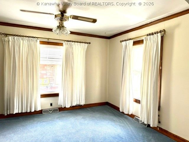 120 W Reynolds Avenue, Belle, WV 25015