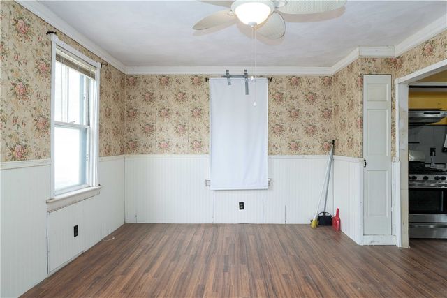 301 Glenwood Avenue, Pawtucket, RI 02860