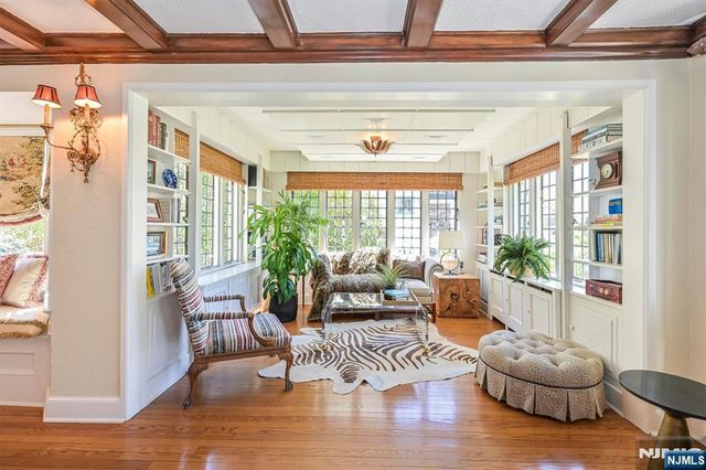 47 Van Allen Road, Glen Rock, NJ 07452