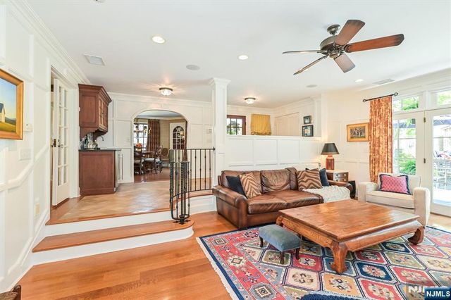 47 Van Allen Road, Glen Rock, NJ 07452