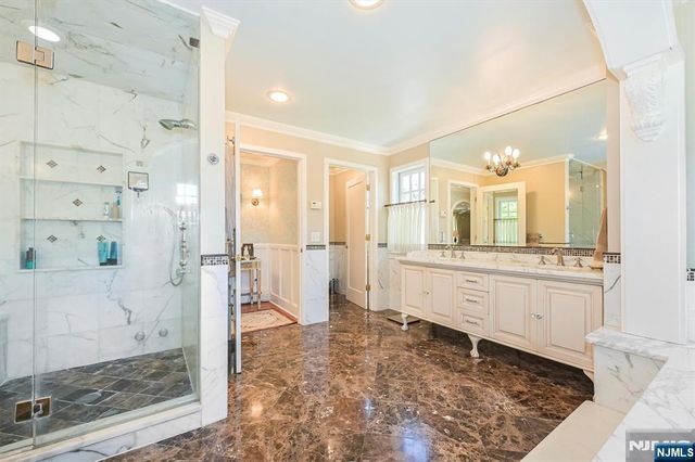 47 Van Allen Road, Glen Rock, NJ 07452