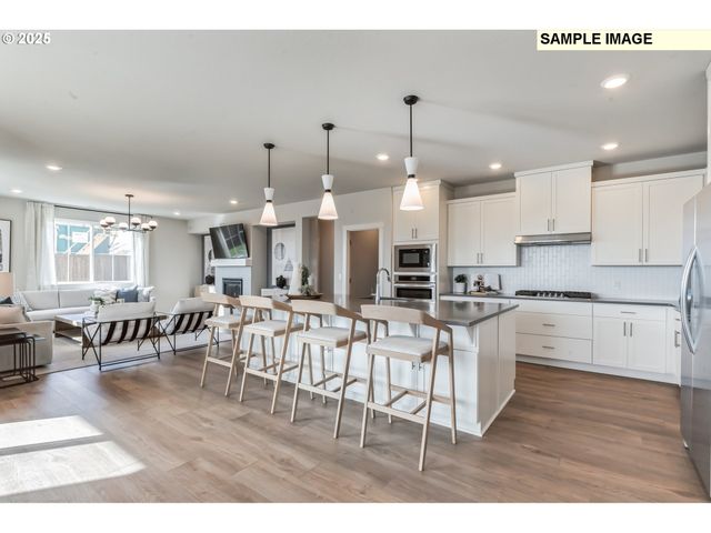 12315 Sw Broadbill Ter, Beaverton, OR 97007