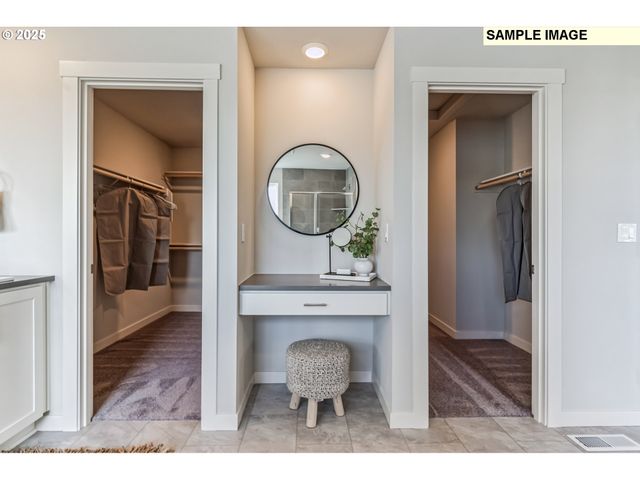 12315 Sw Broadbill Ter, Beaverton, OR 97007