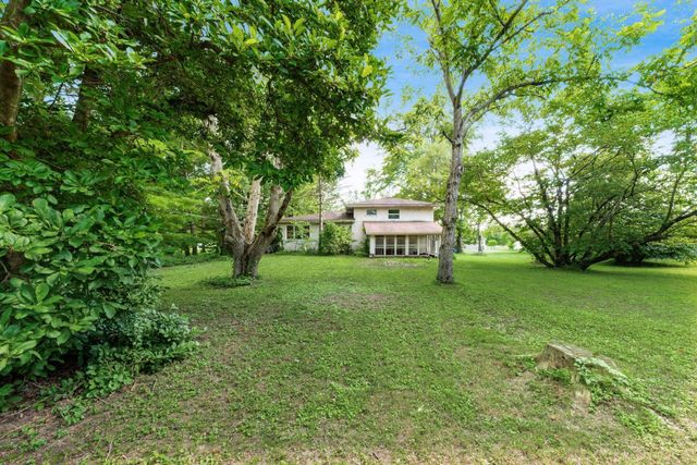 218 Blacks Road, Pataskala, OH 43062