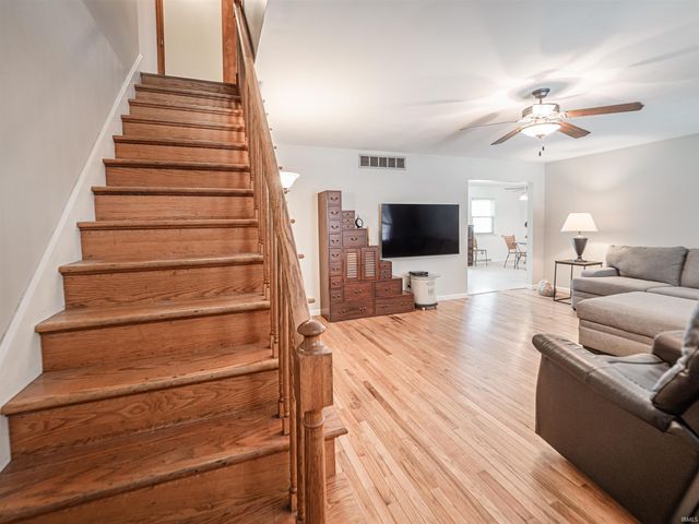 322 Shady Lane, Newburgh, IN 47630