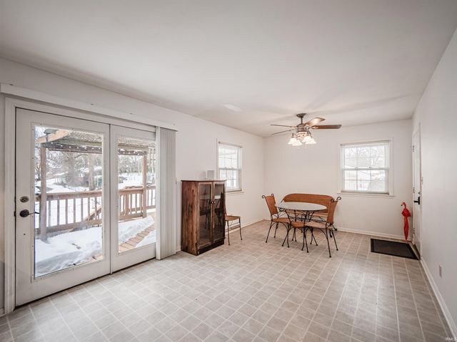 322 Shady Lane, Newburgh, IN 47630