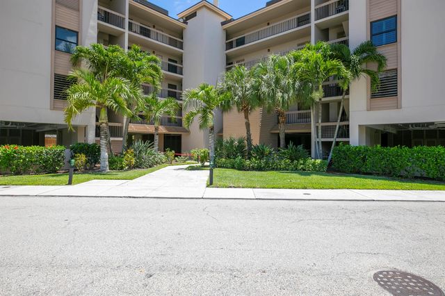 2491 NE Ocean Boulevard 106, Stuart, FL 34996
