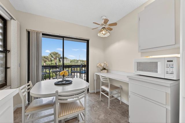 2491 NE Ocean Boulevard 106, Stuart, FL 34996