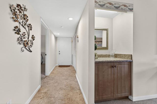 2491 NE Ocean Boulevard 106, Stuart, FL 34996