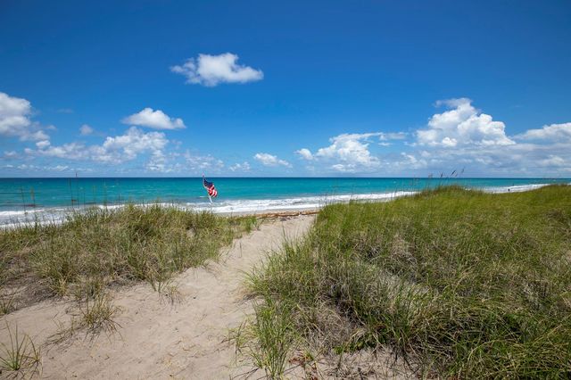 2491 NE Ocean Boulevard 106, Stuart, FL 34996