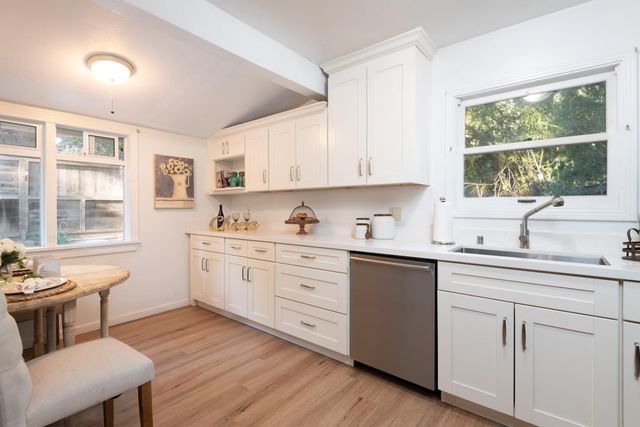 383 Riverview Drive, Boulder Creek, CA 95006