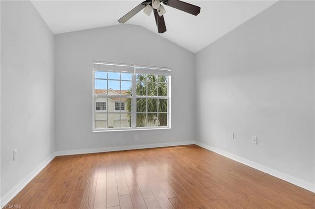 937 Hampton CIR 108, Naples, FL 34105