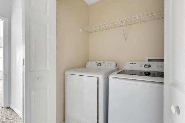 937 Hampton CIR 108, Naples, FL 34105