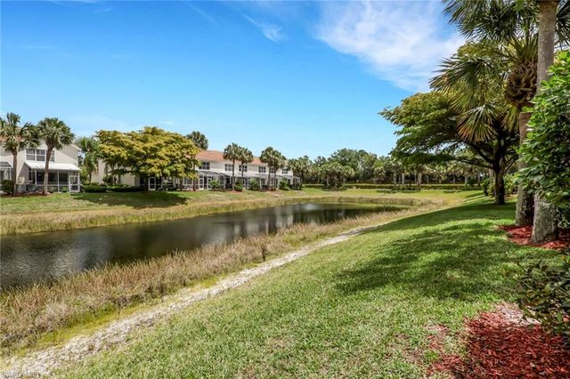937 Hampton CIR 108, Naples, FL 34105