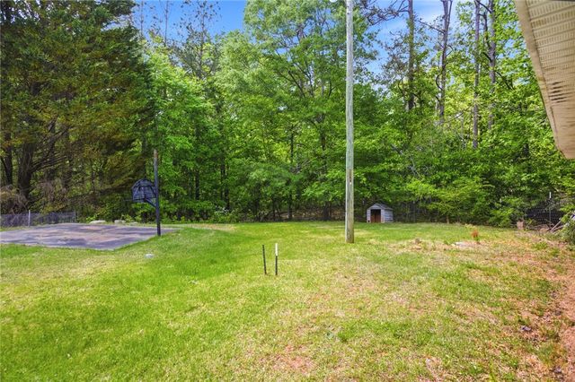 502 Willow Branch Lane, Seneca, SC 29678