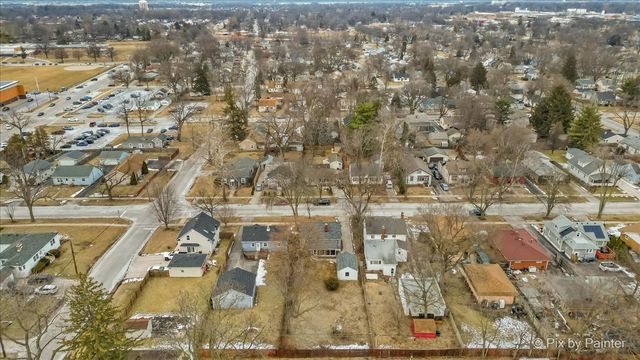 1034 W New York Street, Aurora, IL 60506