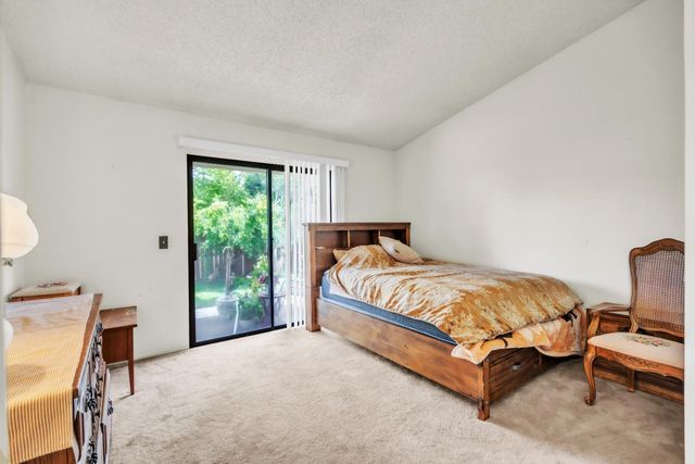 7551 Deltawind Dr, Sacramento, CA 95831