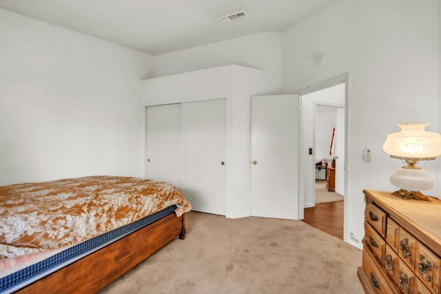 7551 Deltawind Dr, Sacramento, CA 95831