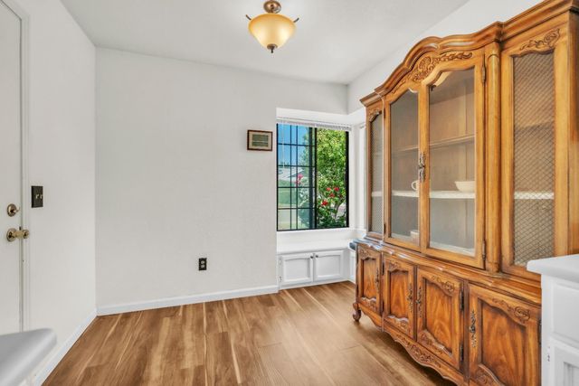 7551 Deltawind Dr, Sacramento, CA 95831